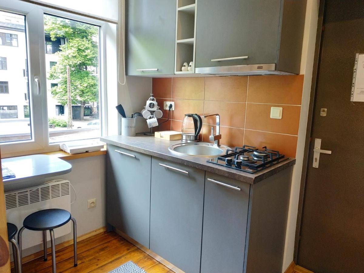 Tiny Non-Smoking Caka & Free Parking Apartment Rīga Exterior foto