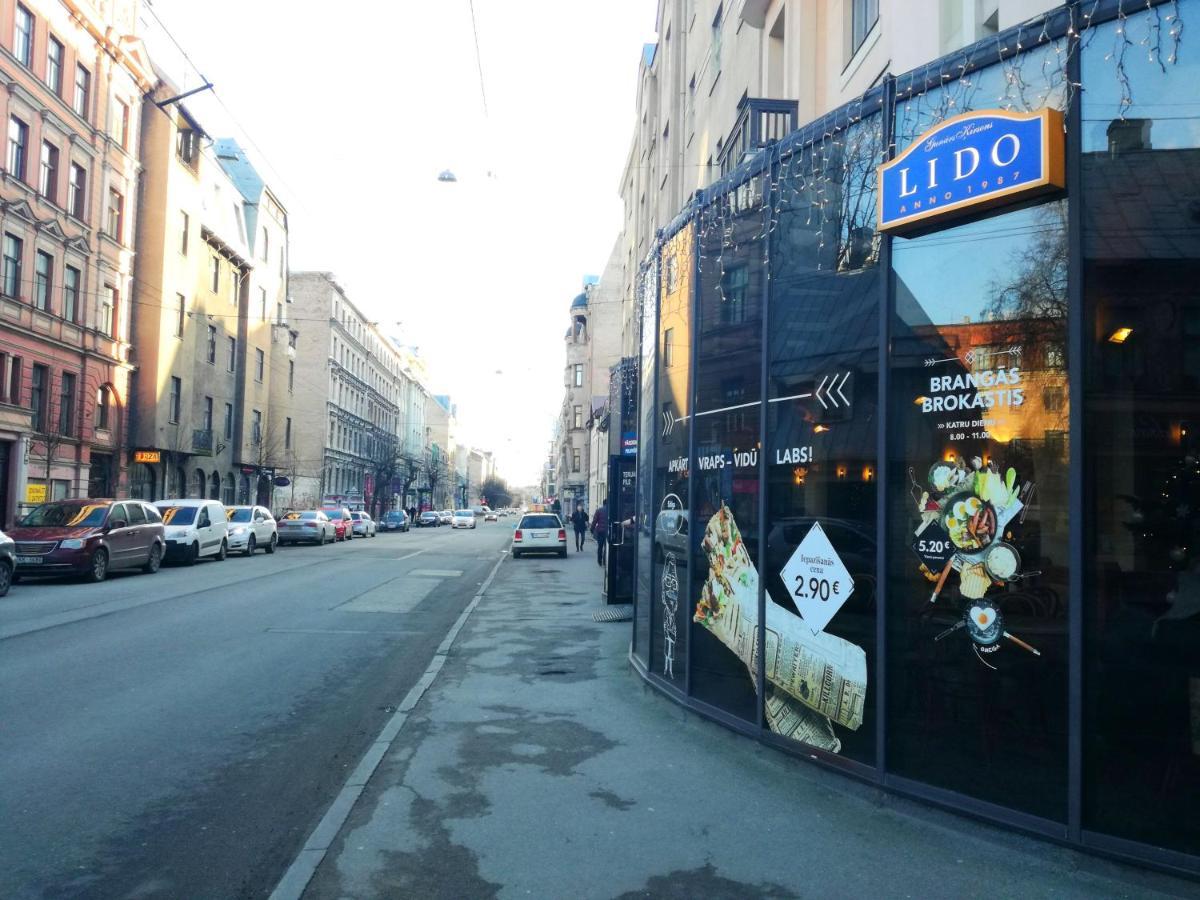 Tiny Non-Smoking Caka & Free Parking Apartment Rīga Exterior foto